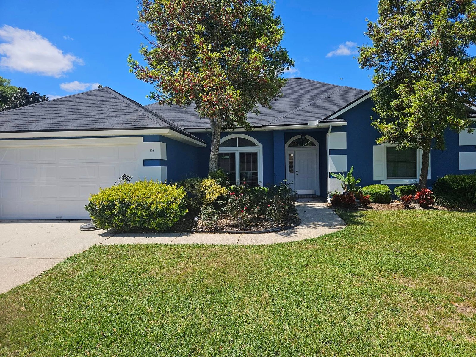 Pressure washing Jacksonville FL